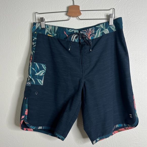Billabong Mens Drawstring Waist Water Repellent 73 Pro Boardshorts 20" Size 32 - Picture 1 of 8